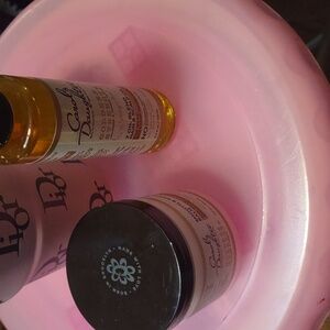 Carol's daughter oil and palm